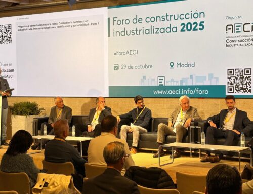 Deceuninck refuerza su compromiso con la sostenibilidad en el sector de la edificación durante el FORO AECI